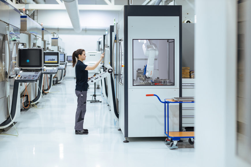 Automatisierte Herstellung von Präzisionswerkzeug: Paul Horn schreibt Erfolgsgeschichte mit KUKA Customer Ser-vice